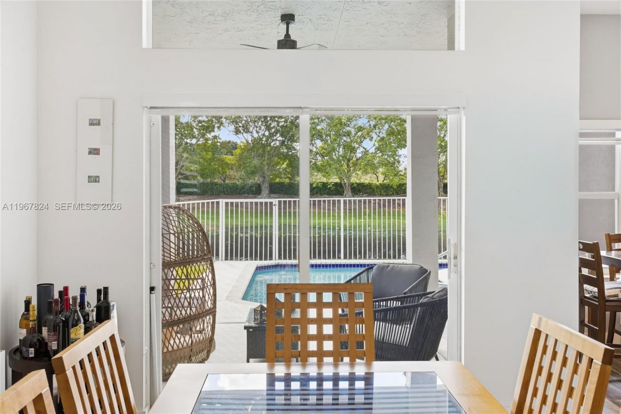 4351 Foxtail Ln , Weston, FL 33331 Photo