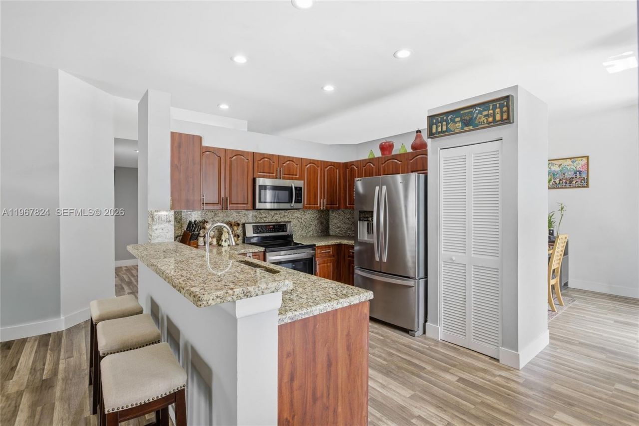 4351 Foxtail Ln , Weston, FL 33331 Photo