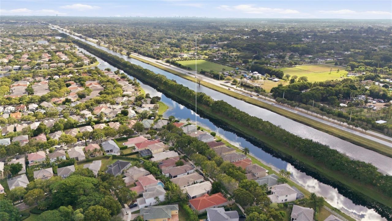 4351 Foxtail Ln , Weston, FL 33331 Photo