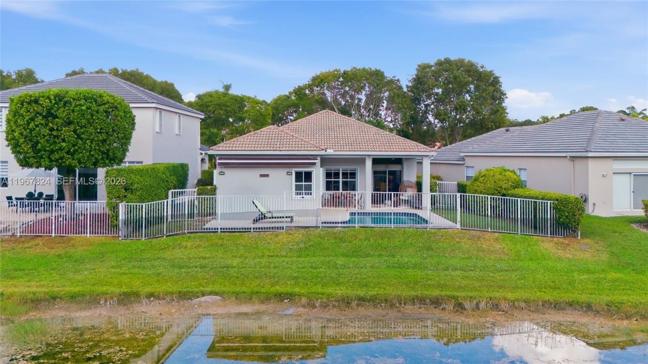 4351 Foxtail Ln , Weston, FL 33331 Photo