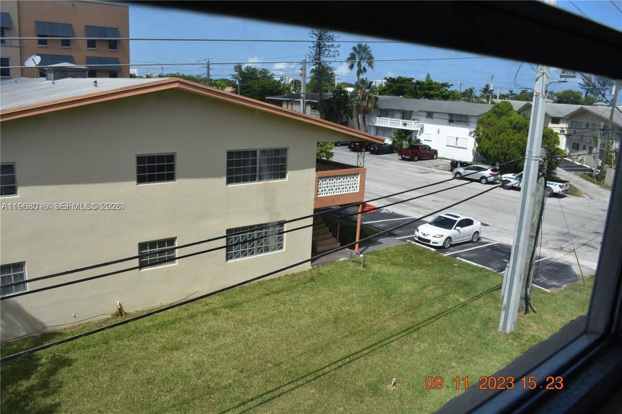 1885 NE 121st St, Unit 23, North Miami, FL 33181 Photo