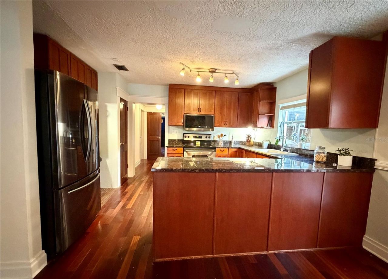 403 W Chelsea Street, Tampa, FL 33603 Photo