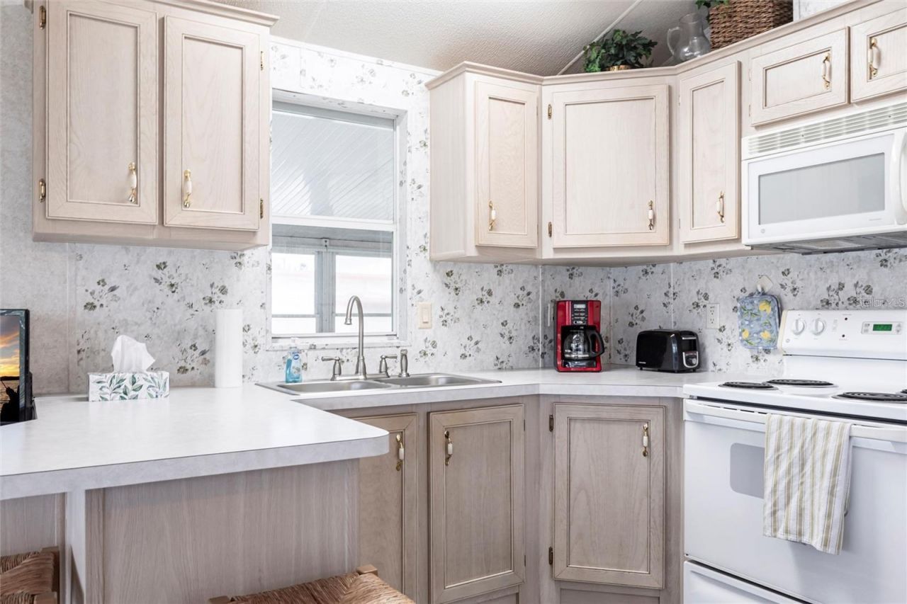 1604 N Manatee Loop, Punta Gorda, FL 33950 Photo