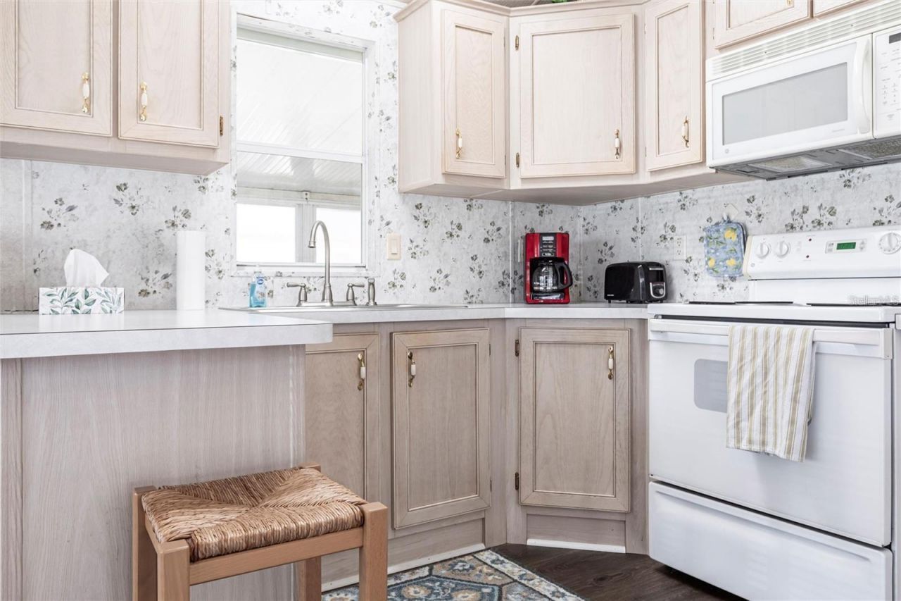 1604 N Manatee Loop, Punta Gorda, FL 33950 Photo