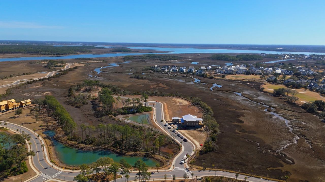 729 Hartey Street Photo 7