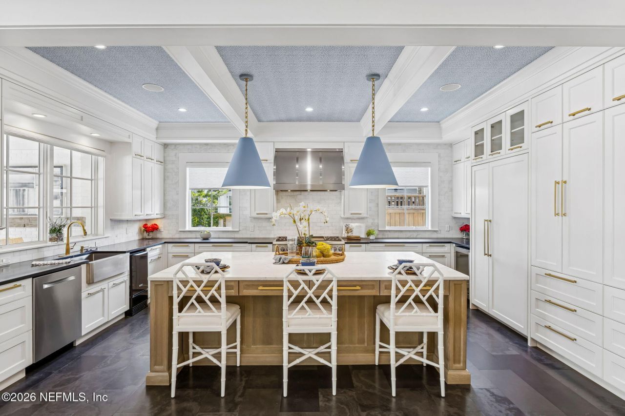 357 12th Street, Atlantic Beach, FL 32233 Photo