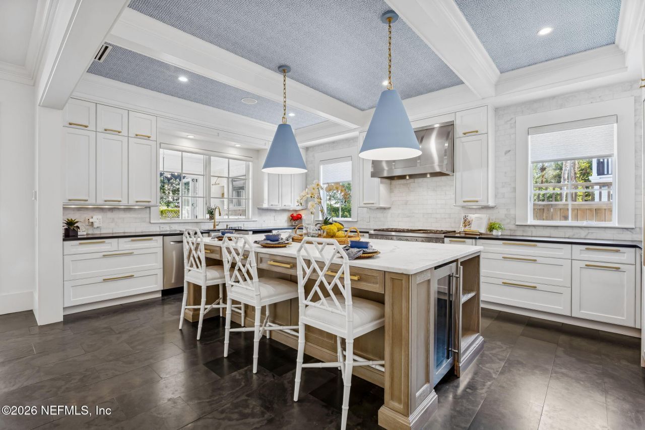 357 12th Street, Atlantic Beach, FL 32233 Photo