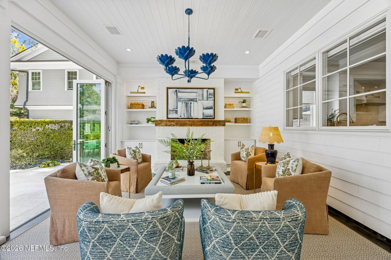 357 12th Street, Atlantic Beach, FL 32233 Photo