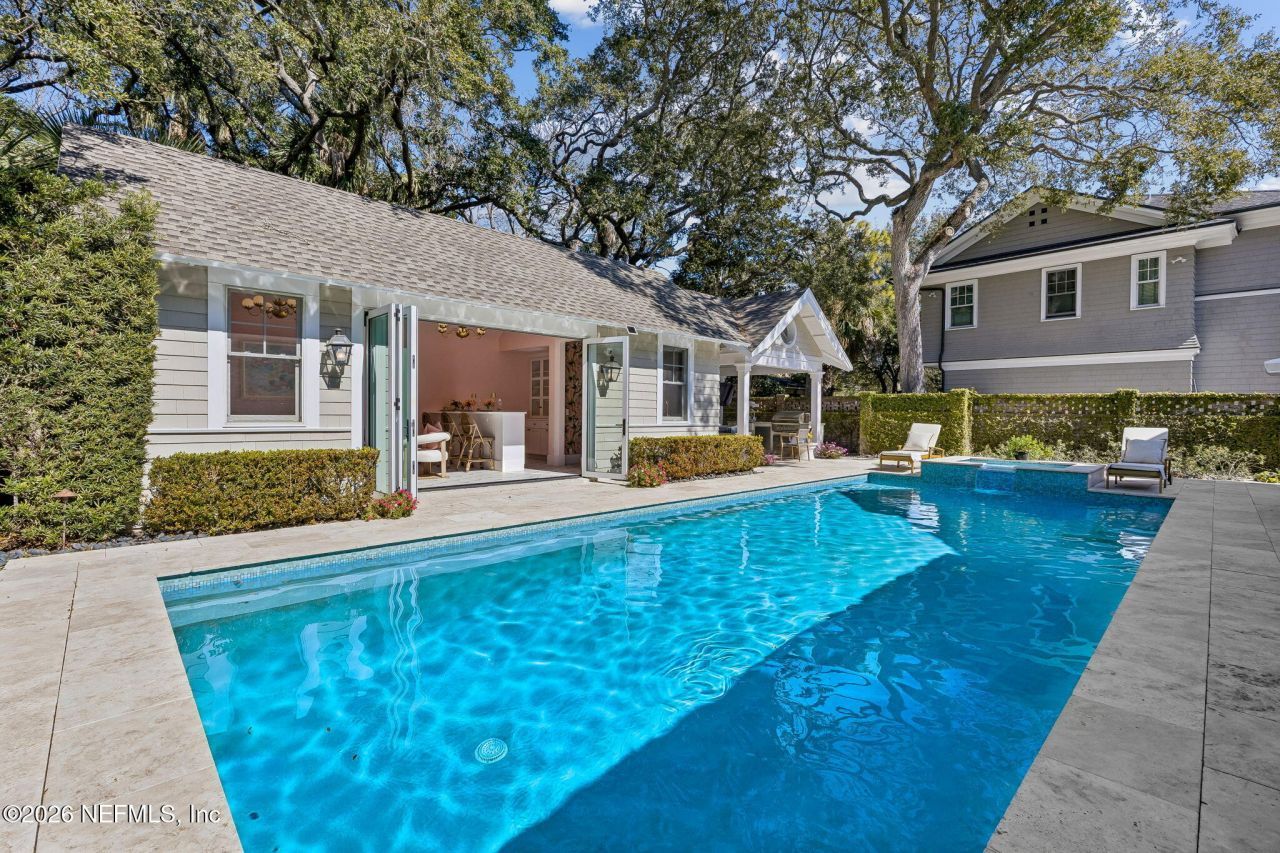 357 12th Street, Atlantic Beach, FL 32233 Photo