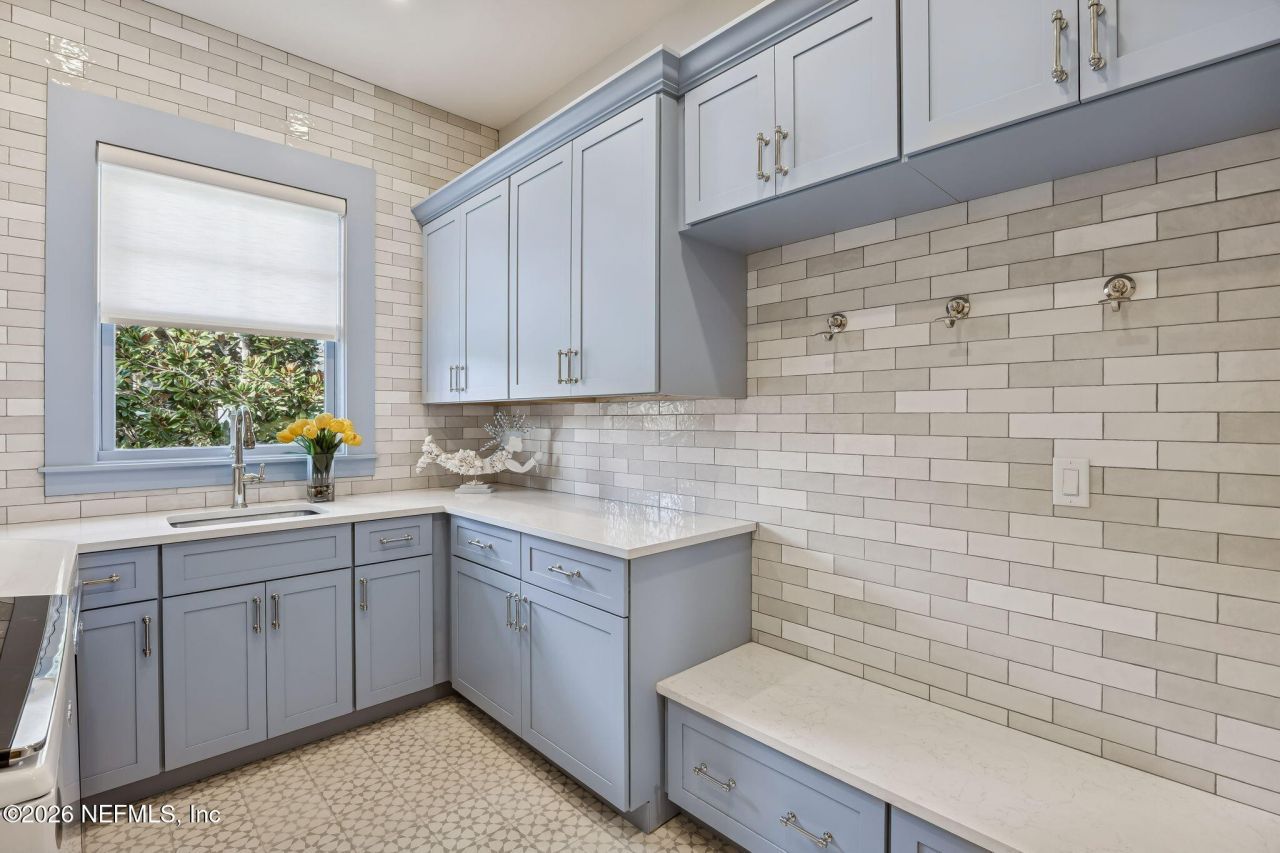 357 12th Street, Atlantic Beach, FL 32233 Photo