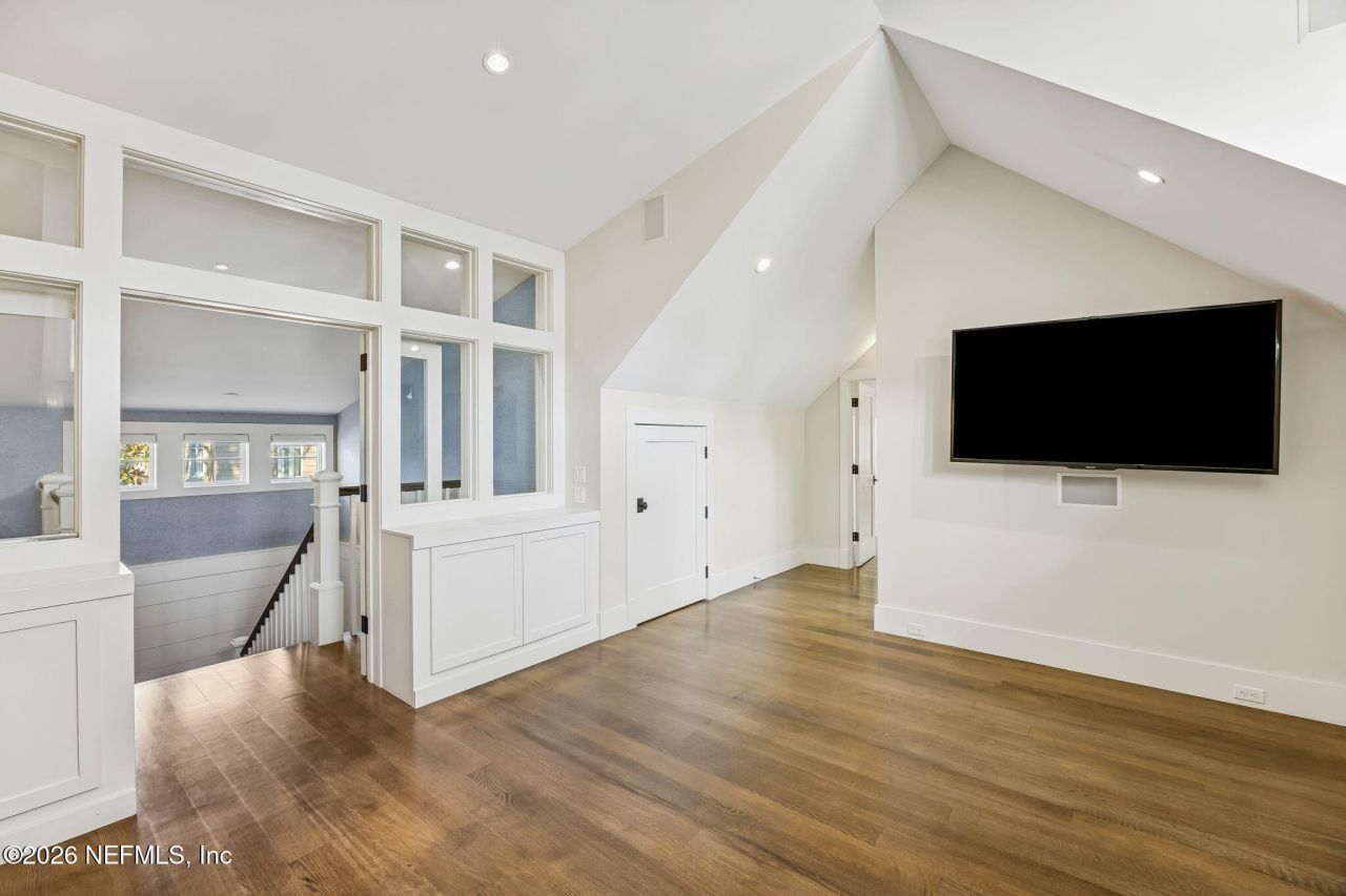 357 12th Street, Atlantic Beach, FL 32233 Photo