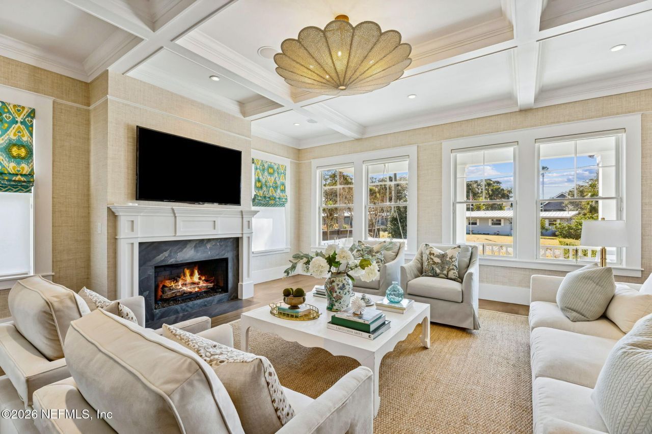 357 12th Street, Atlantic Beach, FL 32233 Photo