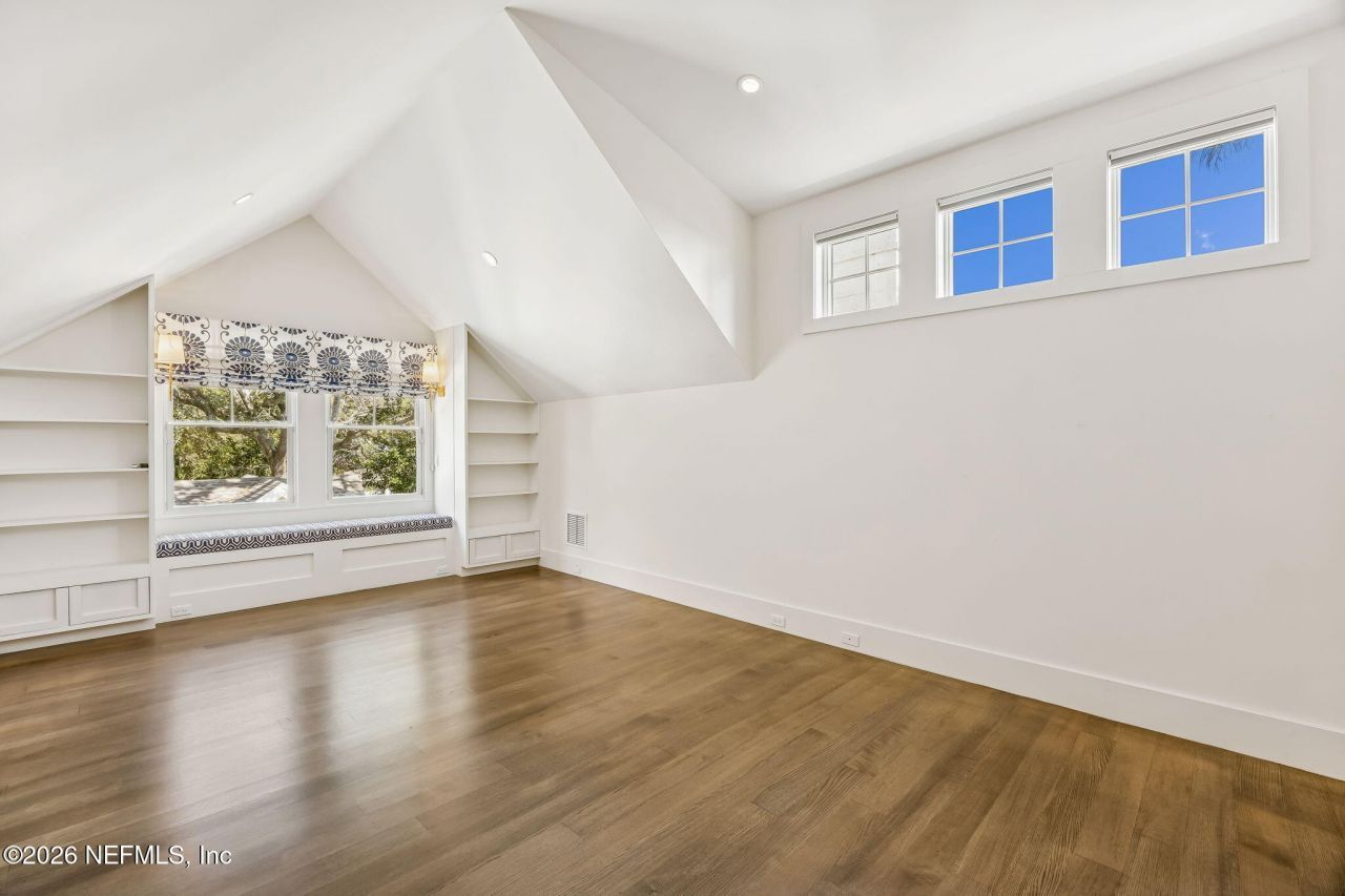 357 12th Street, Atlantic Beach, FL 32233 Photo