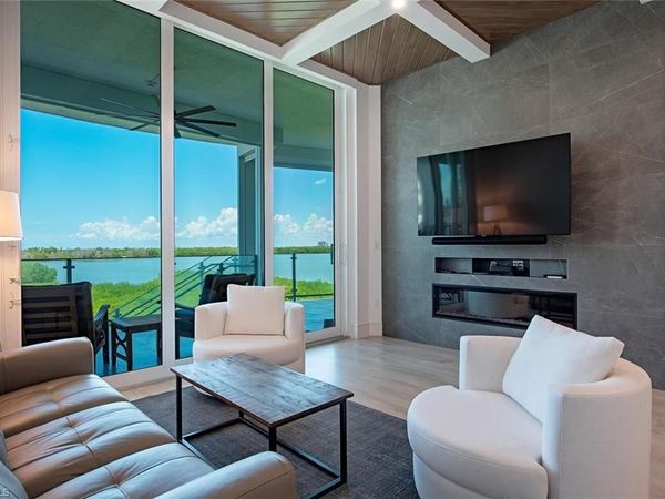 60 Seagate DR , Unit 305, NAPLES, FL 34103