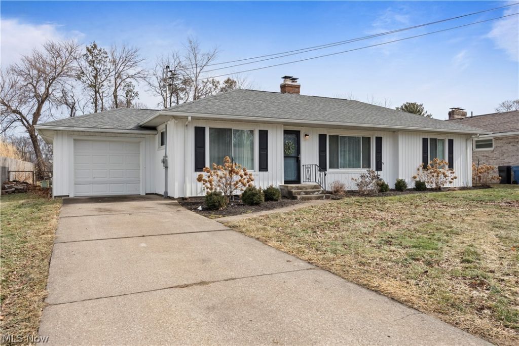 3702 Osborn Drive, Sandusky, OH 44870 Main Photo