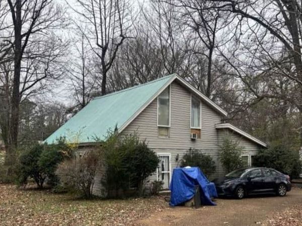 3693 HERMITAGE DR, Memphis, TN 38116