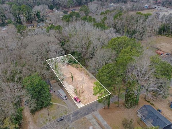 760 Alta Place NW, Atlanta, GA 30318