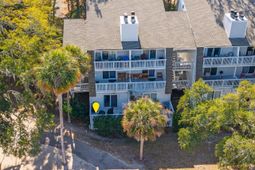 258 Driftwood Lane photo 4