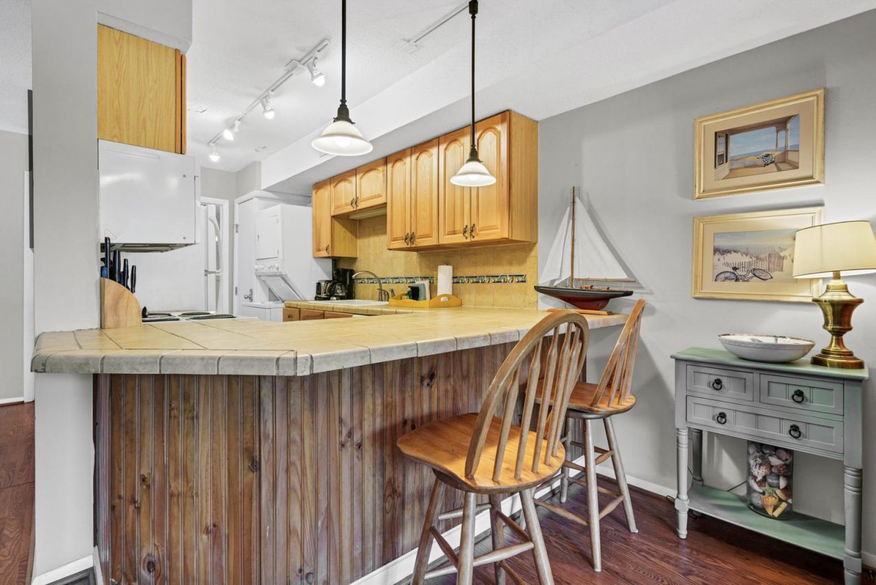 258 Driftwood Lane Photo 8