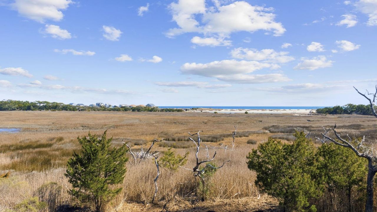 3160 Vanderbilt Blvd. Photo 21