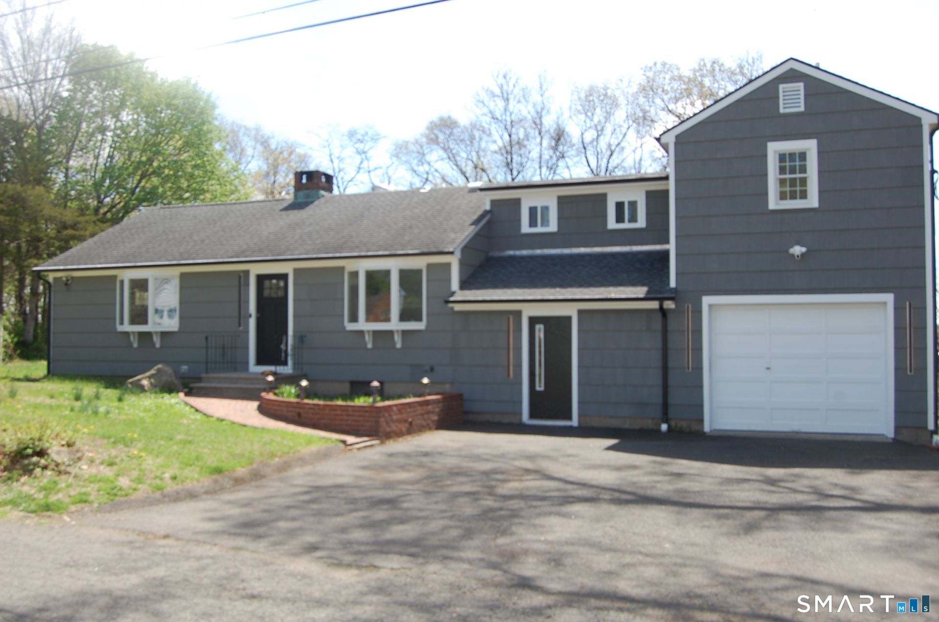 1 Cedar, Danbury, CT 06811 Main Photo