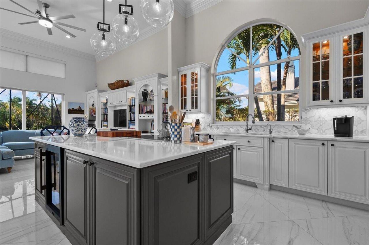 1338 Breakers West Boulevard, West Palm Beach, FL 33411 Photo