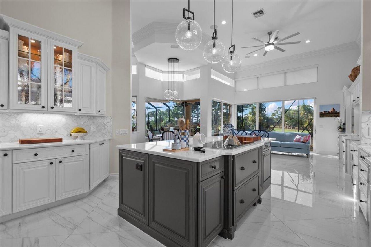 1338 Breakers West Boulevard, West Palm Beach, FL 33411 Photo