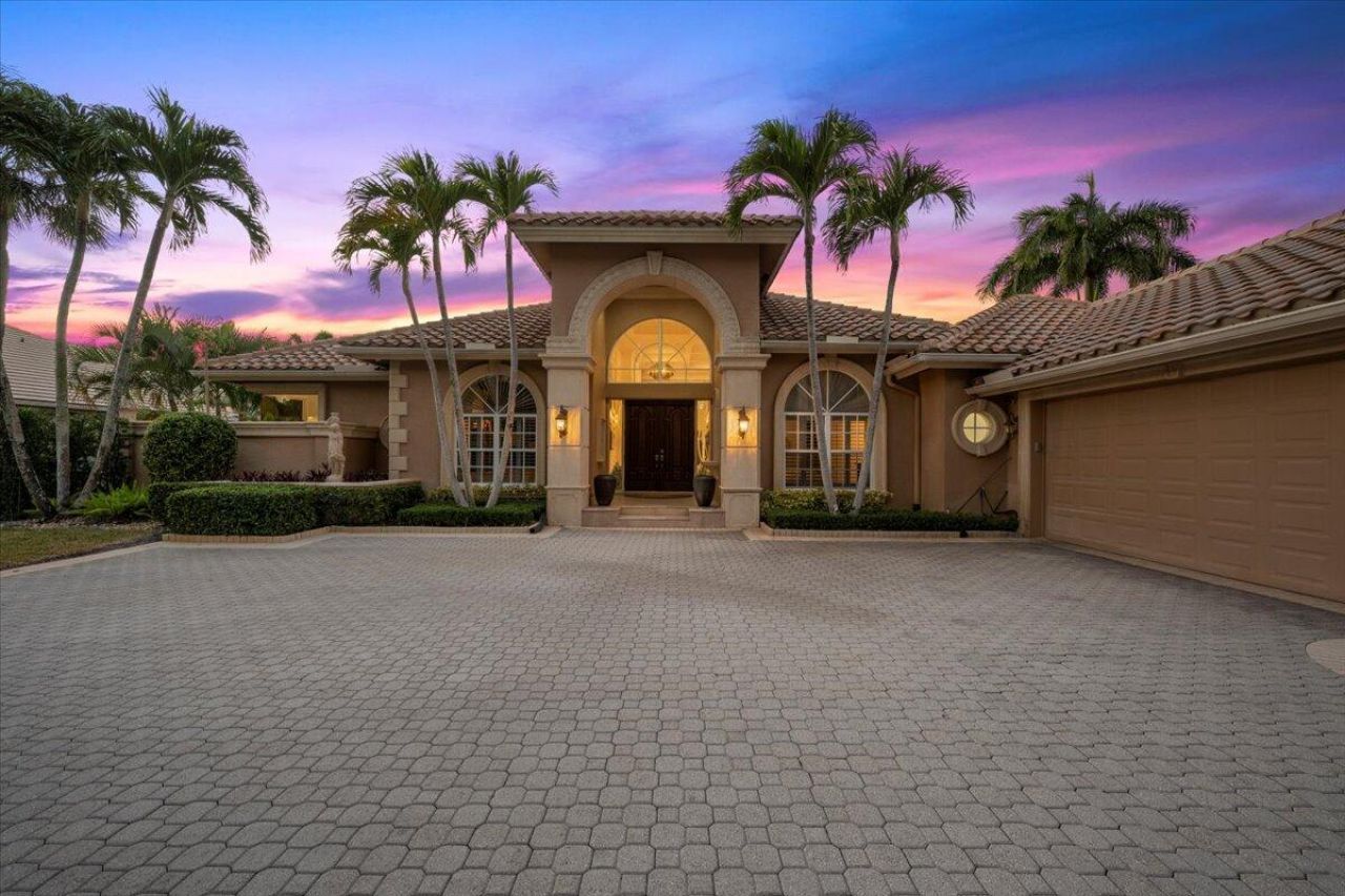 1338 Breakers West Boulevard, West Palm Beach, FL 33411 Photo