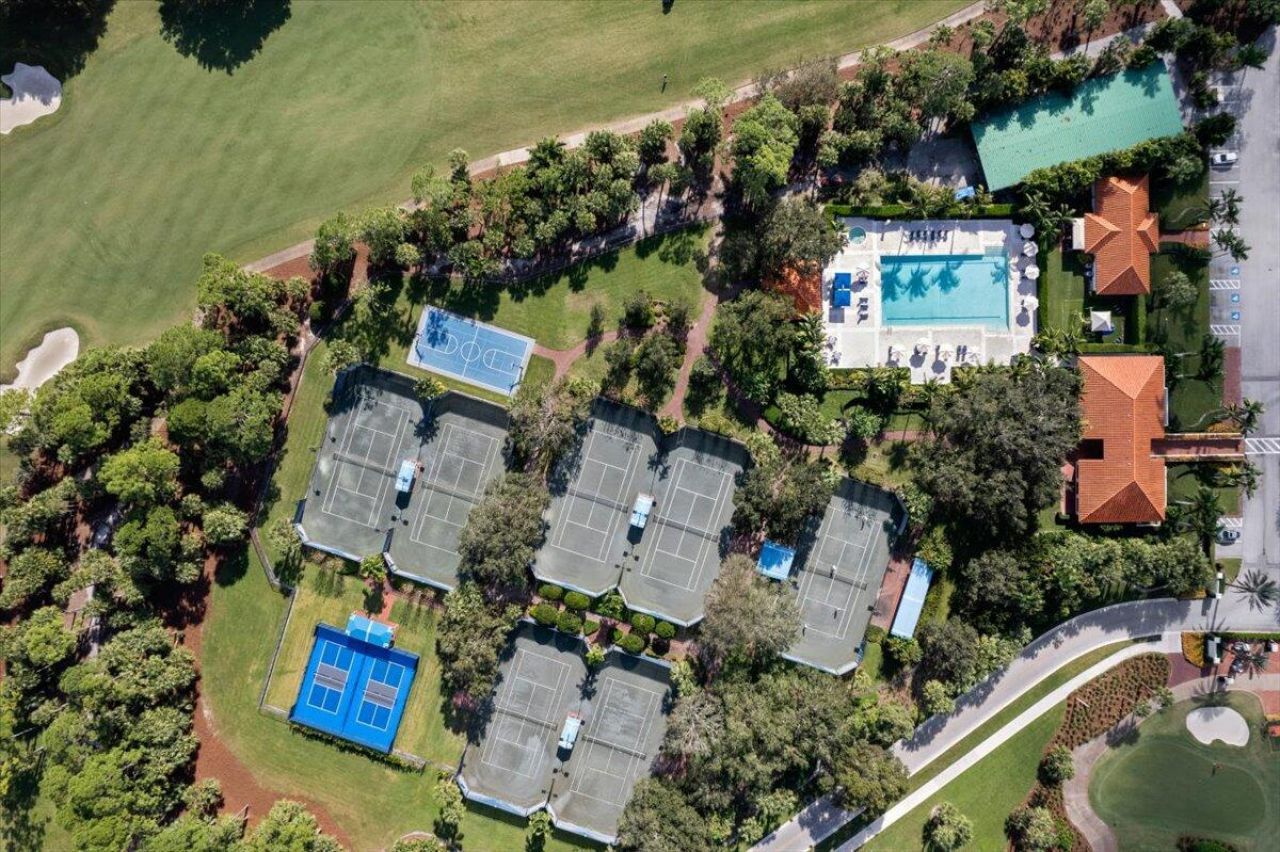1338 Breakers West Boulevard, West Palm Beach, FL 33411 Photo