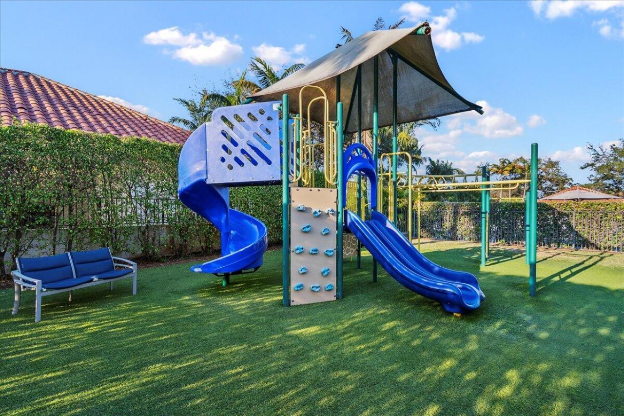 1338 Breakers West Boulevard, West Palm Beach, FL 33411 Photo