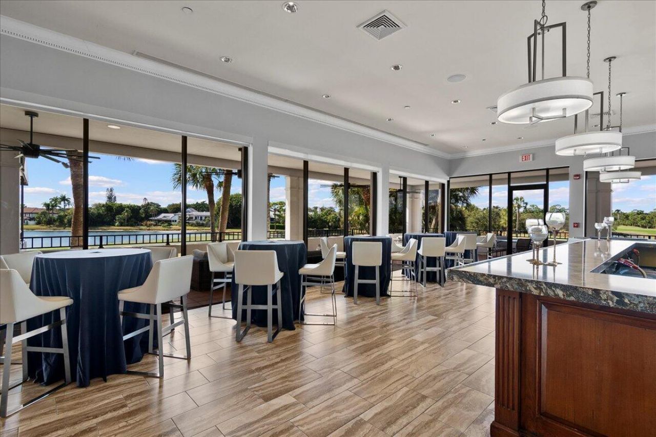 1338 Breakers West Boulevard, West Palm Beach, FL 33411 Photo