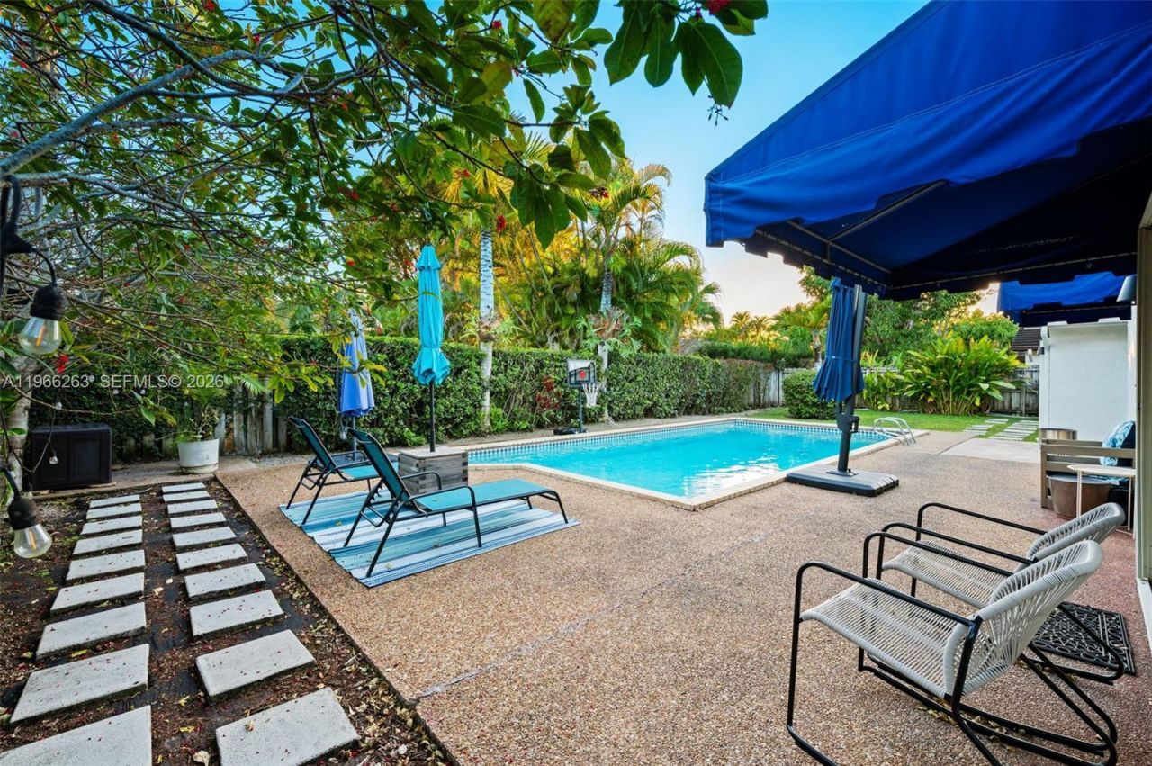 12020 SW 93rd St, Miami, FL 33186 Photo