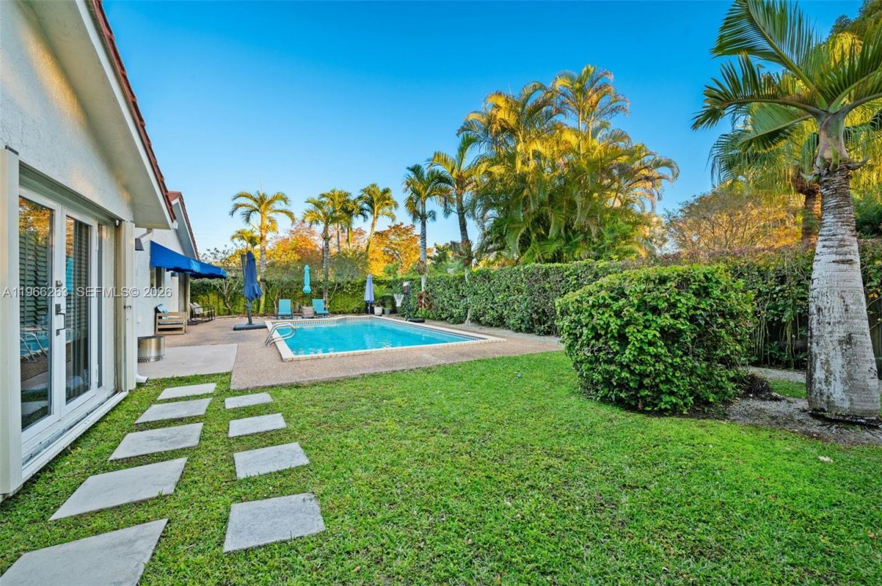 12020 SW 93rd St, Miami, FL 33186 Photo