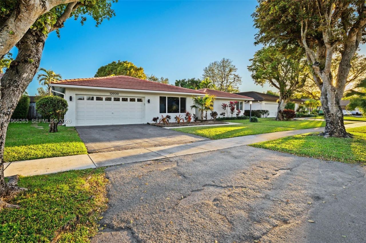 12020 SW 93rd St, Miami, FL 33186 Photo