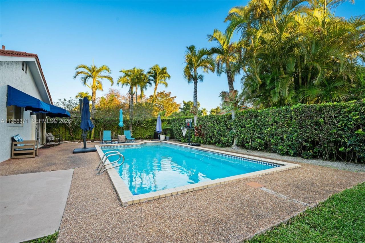 12020 SW 93rd St, Miami, FL 33186 Photo