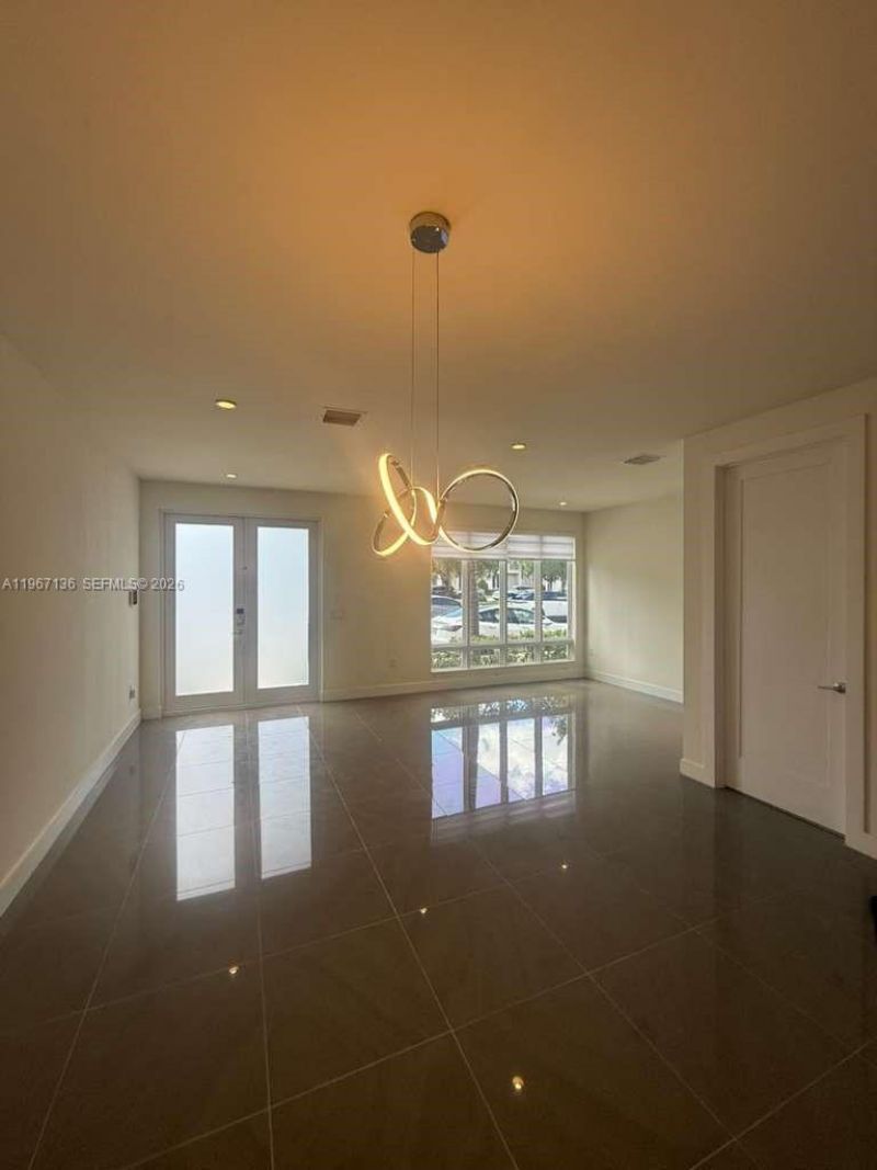 6309 NW 104 Th Path, Doral, FL 33178 Photo