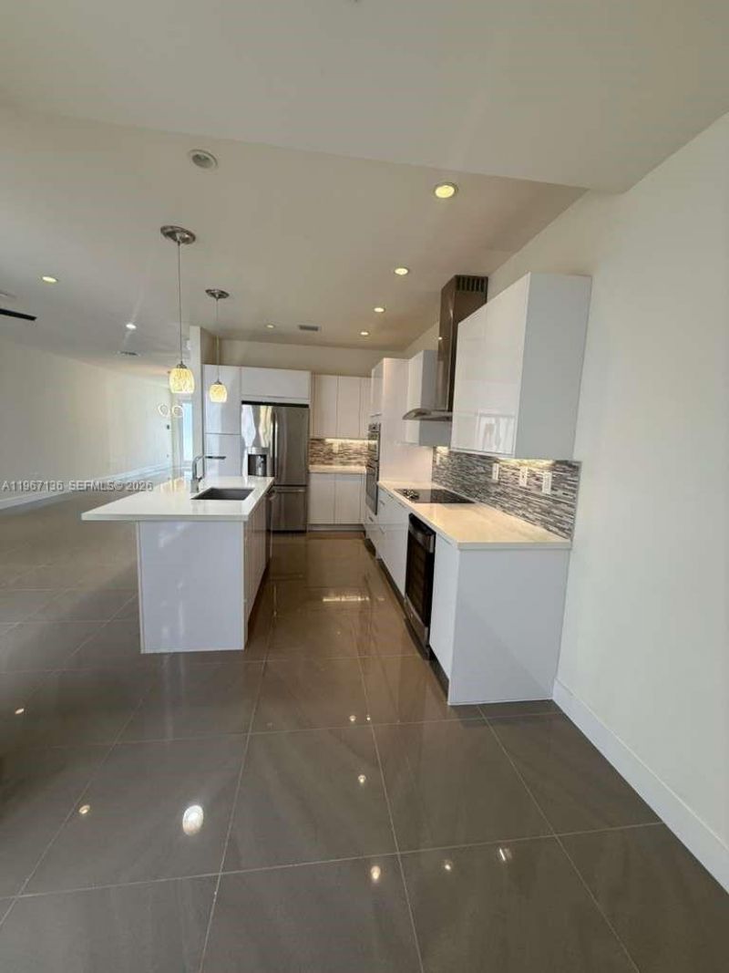 6309 NW 104 Th Path, Doral, FL 33178 Photo