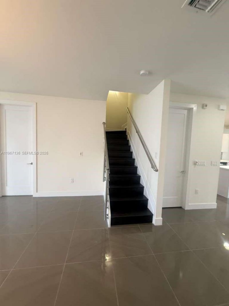 6309 NW 104 Th Path, Doral, FL 33178 Photo