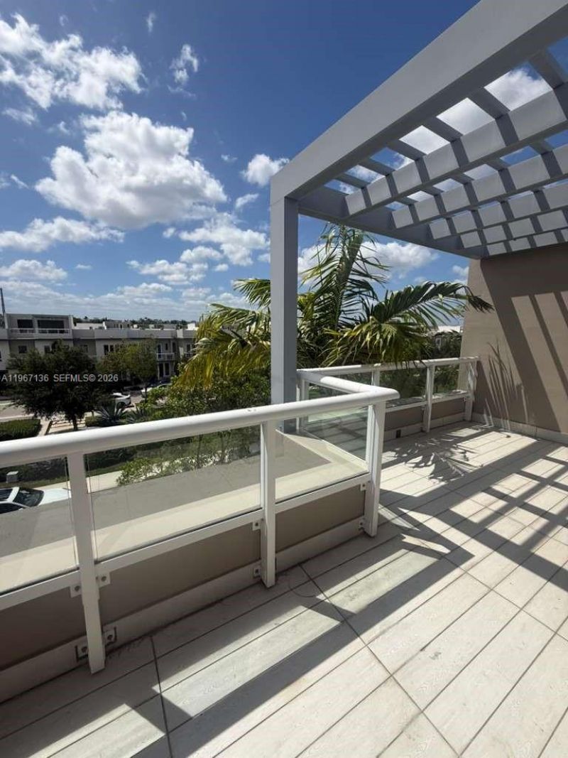 6309 NW 104 Th Path, Doral, FL 33178 Photo