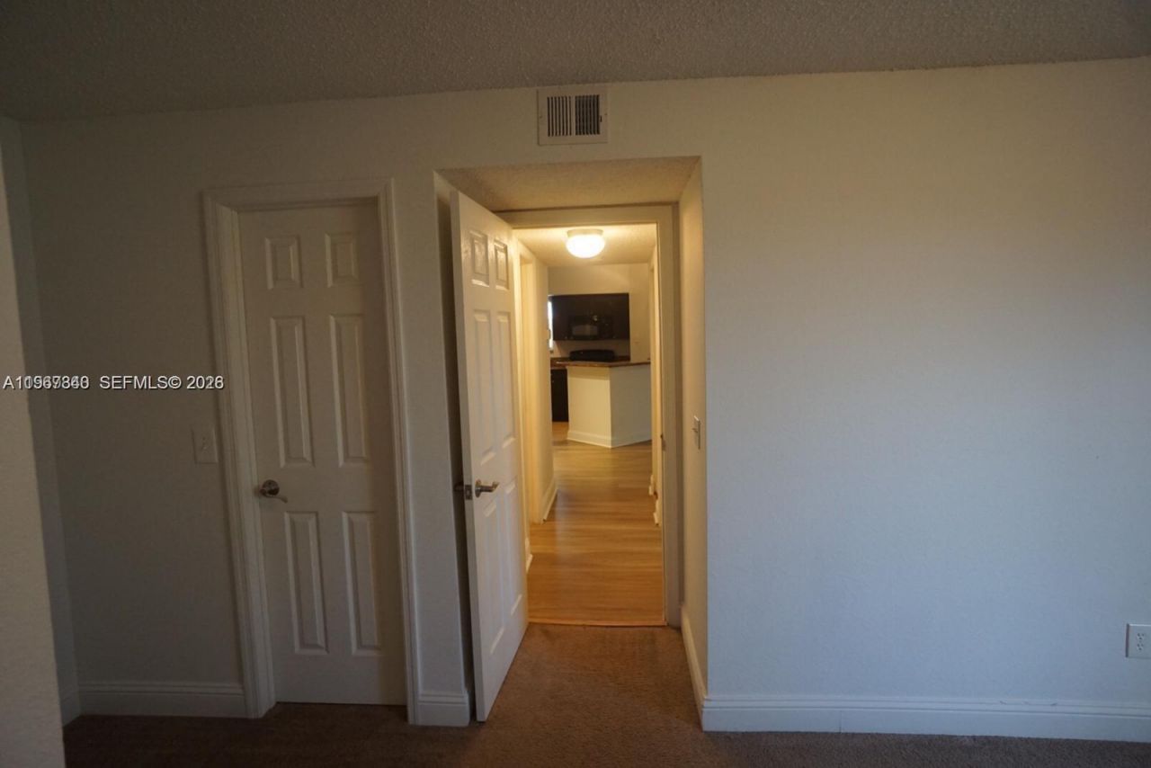 12840 Vista Isles Dr , Unit 628, Sunrise, FL 33325 Photo