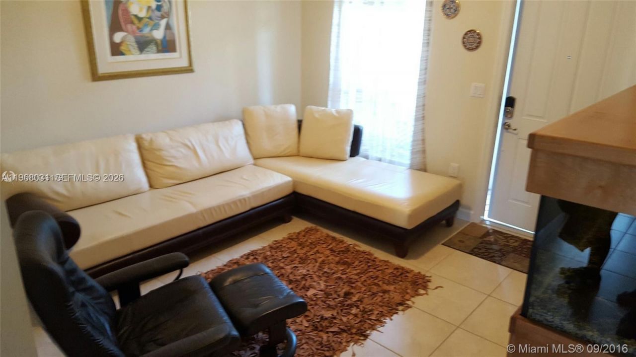 14716 SW 25th Ln, Unit 14716, Miami, FL 33185 Photo