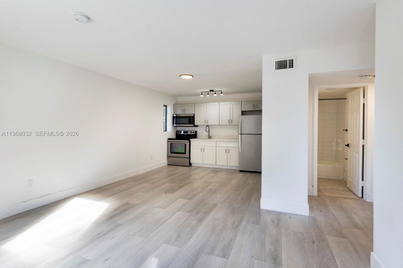 37 NW 59th St , Unit 4, Miami, FL 33127 Photo