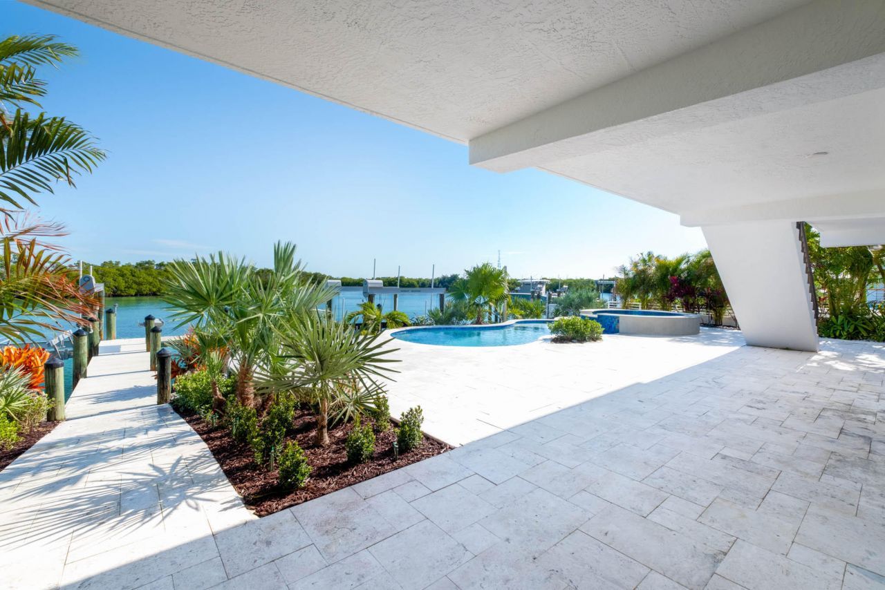 228 Tide Avenue, Tavernier, FL 33070 Photo