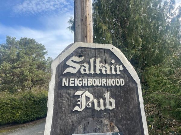 10519 Knight Rd, Saltair, BC V9G 2A9