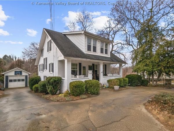 234 Oakwood Road, Charleston, WV 25314