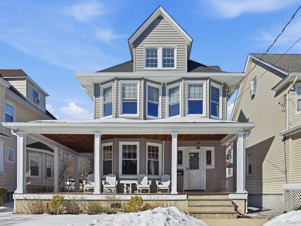 32 Brookside Place, New Rochelle, NY 10801