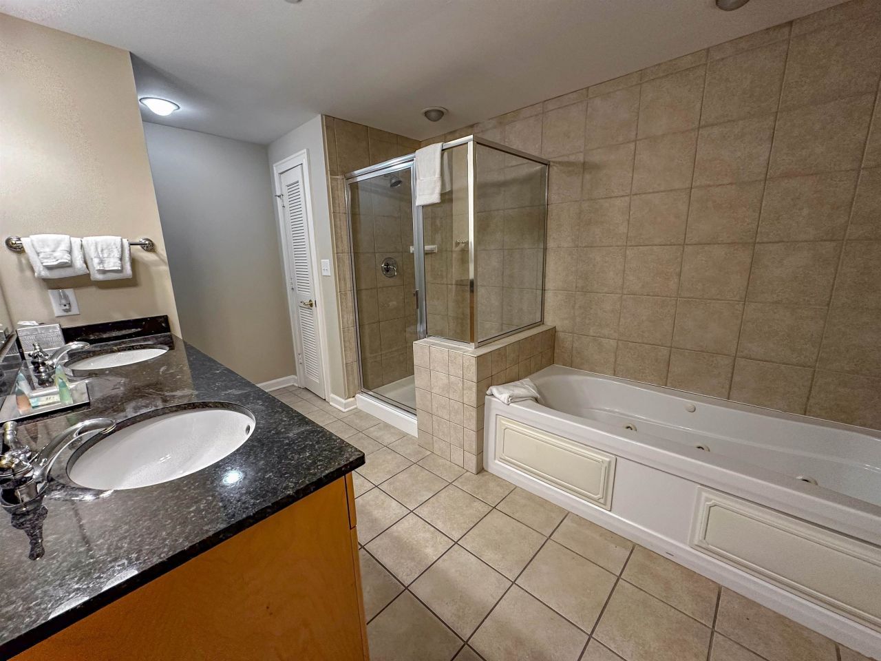 9994 Beach Club Dr.  Photo 23