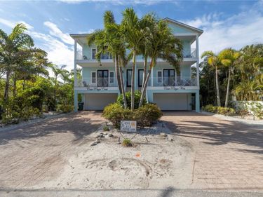 105 4TH STREET S, BRADENTON BEACH, FL 34217