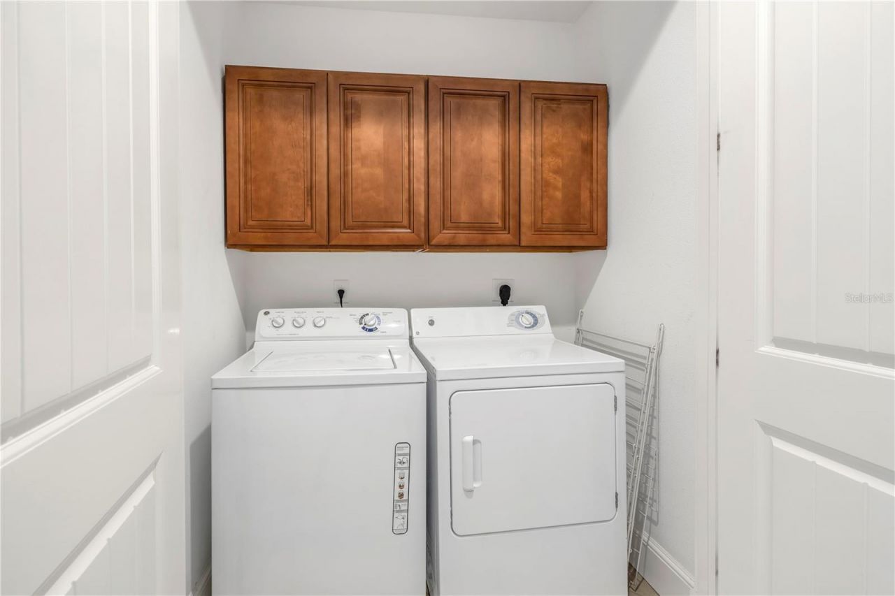 105 4th Street S, Bradenton Beach, FL 34217 Photo