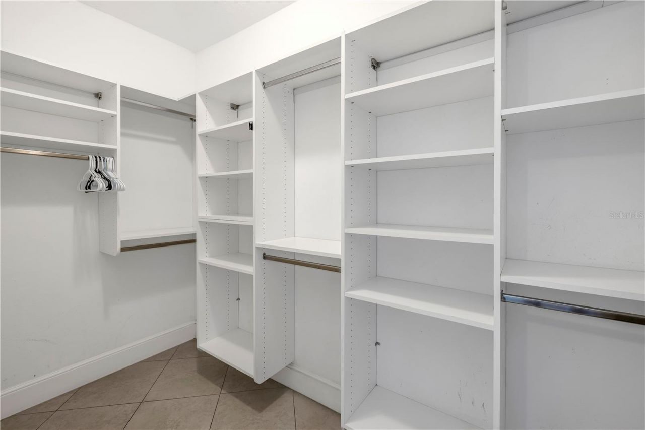 105 4th Street S, Bradenton Beach, FL 34217 Photo